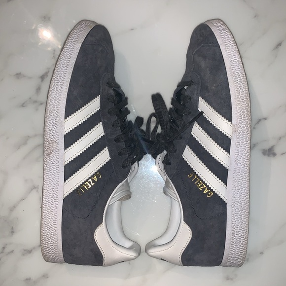 Adidas - Picture 3 of 3